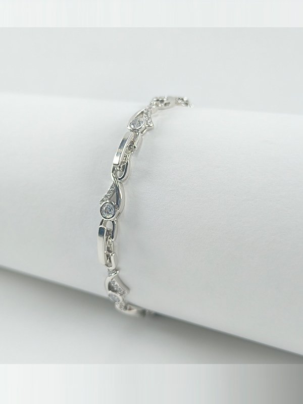 Xuping | Eternal Swirl Cubic Zirconia Tennis Bracelet - Image 3