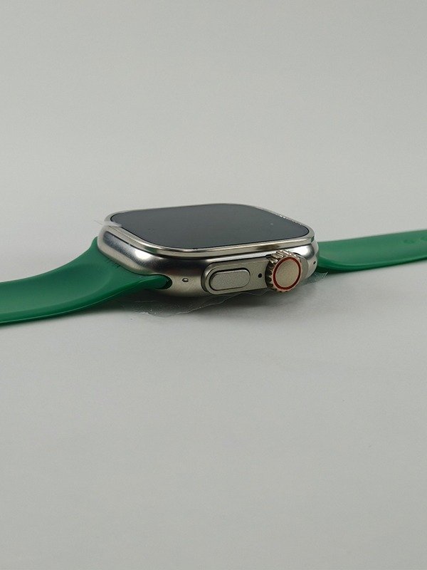 Mefit Plus J523 Ultra watch face and colorful silicone, steel, and textile straps.