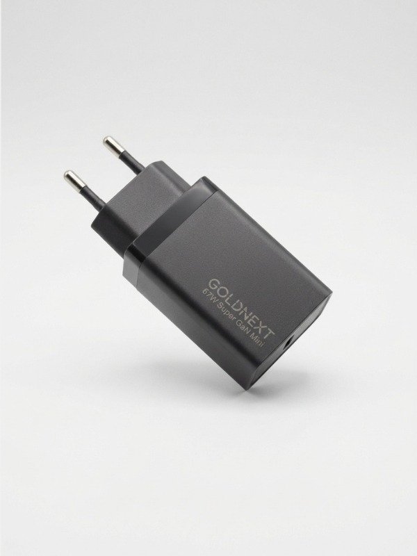 GoldNext 67W GaN Mini Fast Charger – Martgoz