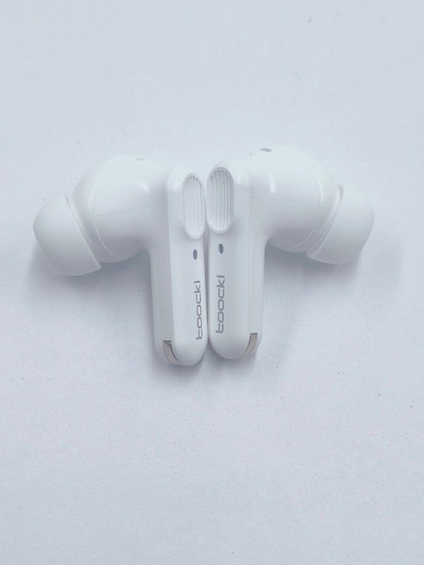 Toocki Wireless Earbuds with Noise Cancellation – Bluetooth 5.4 In-Ear Headset (White)